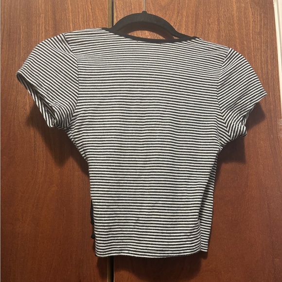 Bozzolo Black & White Striped Wrap Shirt - Picture 4 of 6